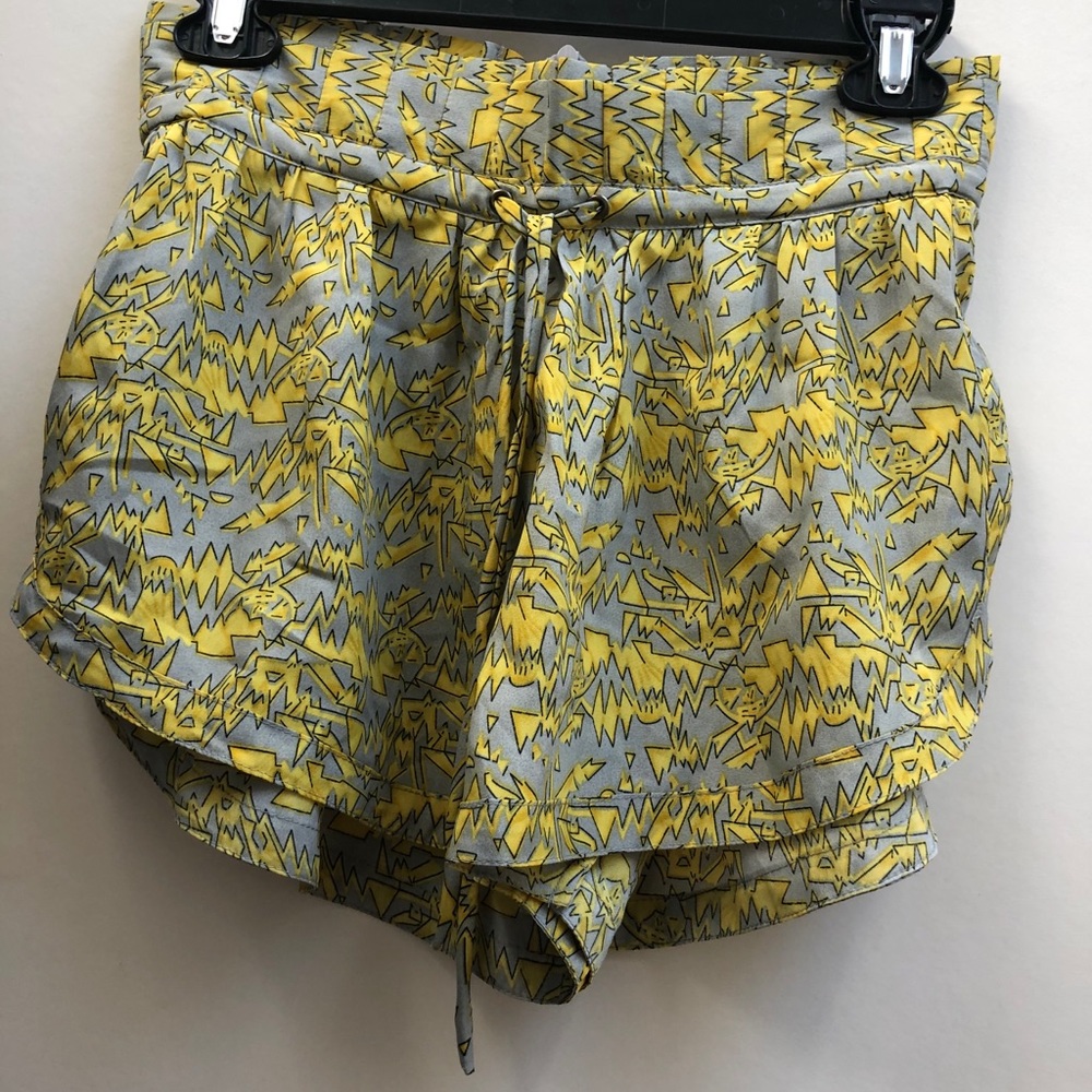 NWT Cute LF casual summer shorts